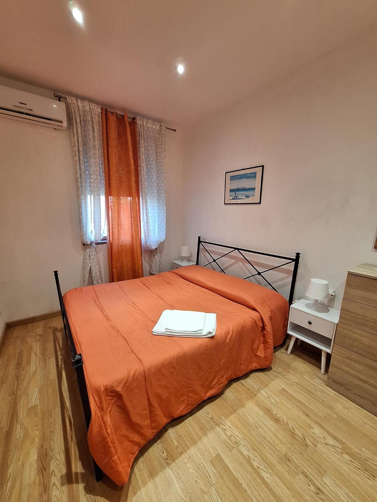 Appartamento Casa Azzurra Aeroporto di Catania Fontana Rossa Esterno foto